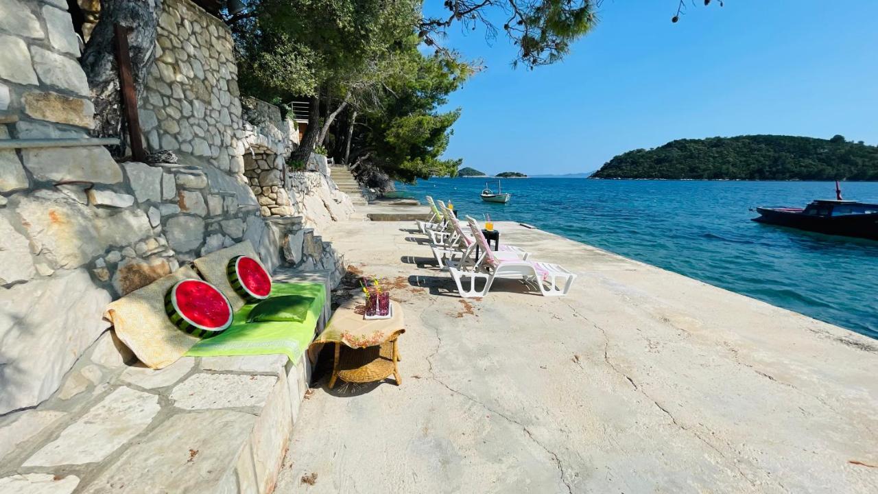 Apartment Lovely On The Private - Island Korcula