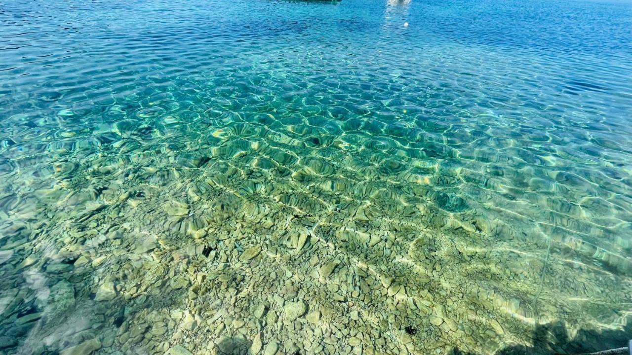 Apartment Lovely On The Private - Island Korcula Prizba