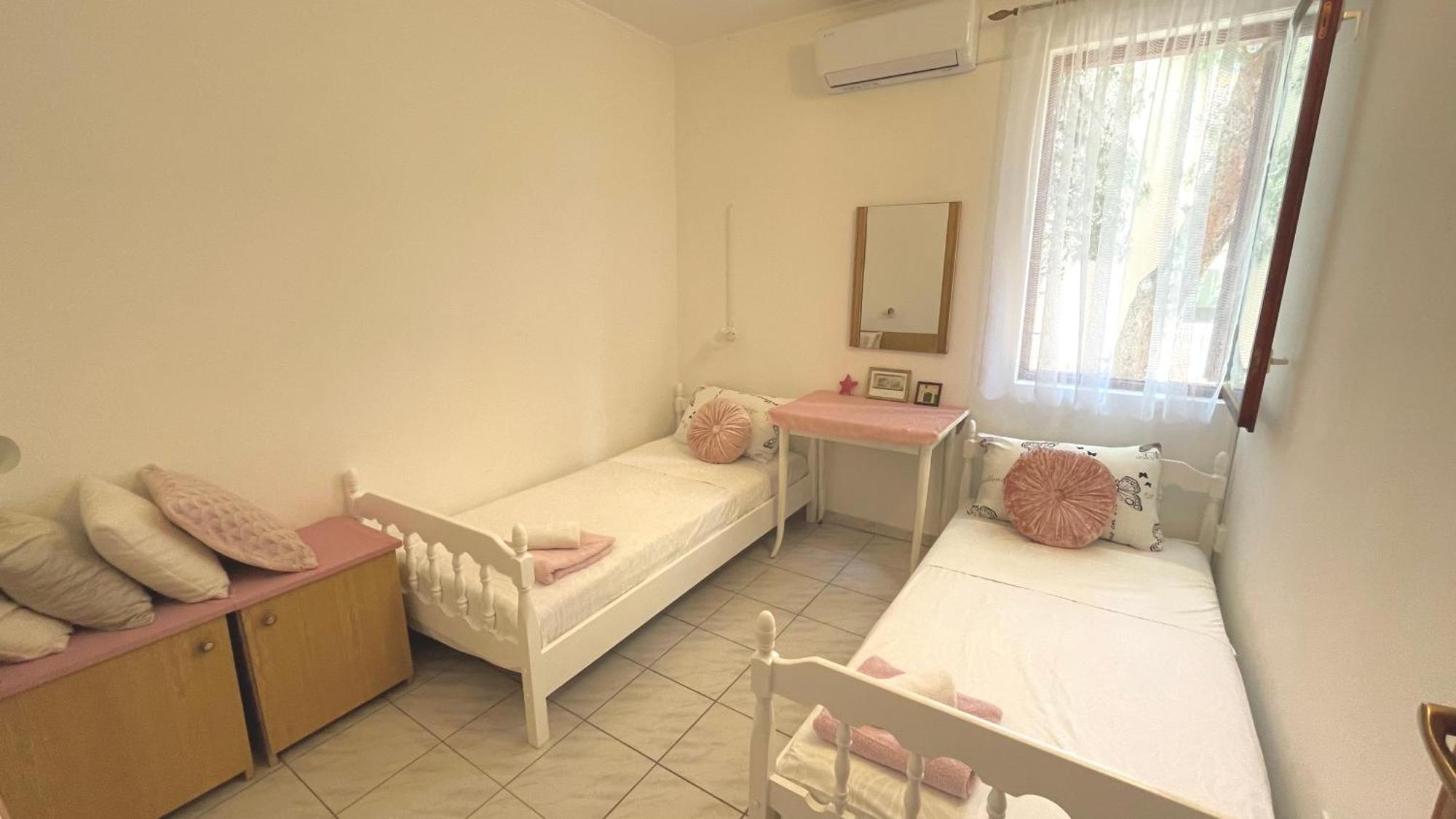 Lovely On The Private - Island Korcula Apartment *