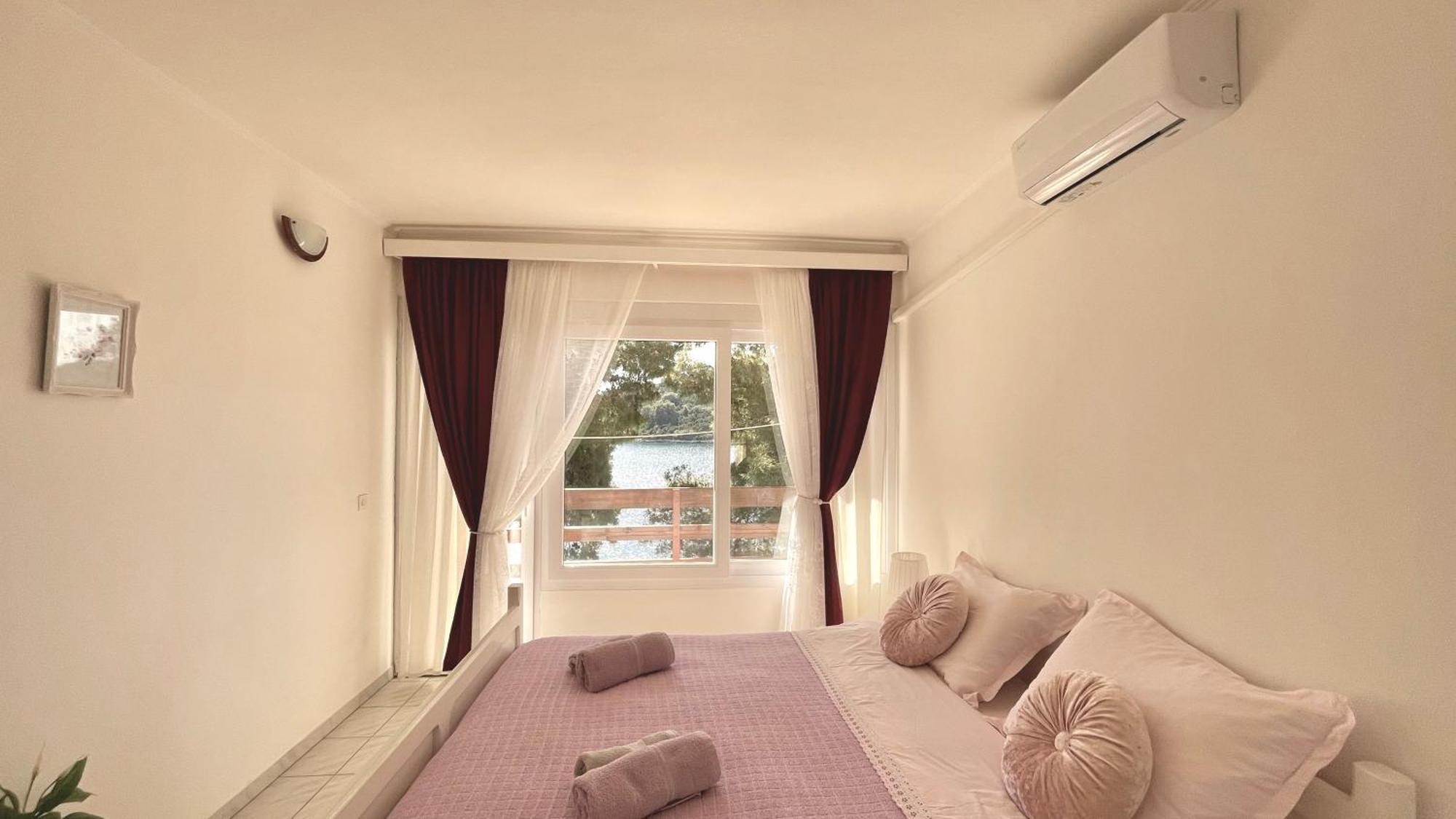 Apartment Lovely On The Private - Island Korcula Prizba